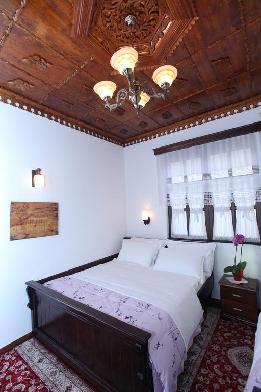 Antipatrea Hotel Berat Exterior foto