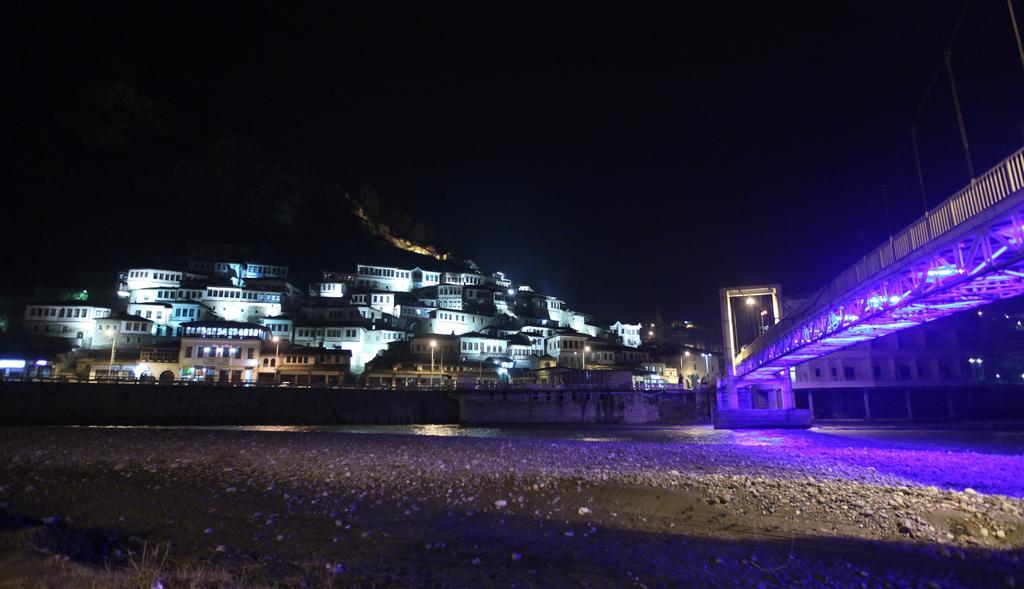 Antipatrea Hotel Berat Exterior foto